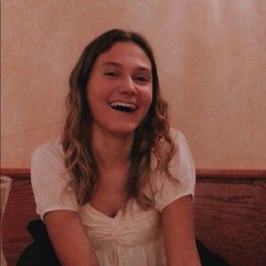 Meet your Posher, Abby